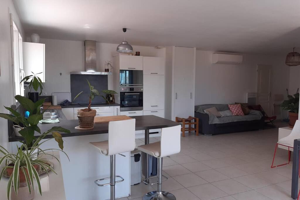 Maison avec vue sur la mer et avec piscine à Fitou Extérieur photo