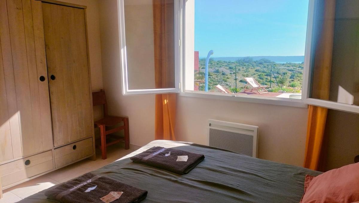 Maison avec vue sur la mer et avec piscine à Fitou Extérieur photo