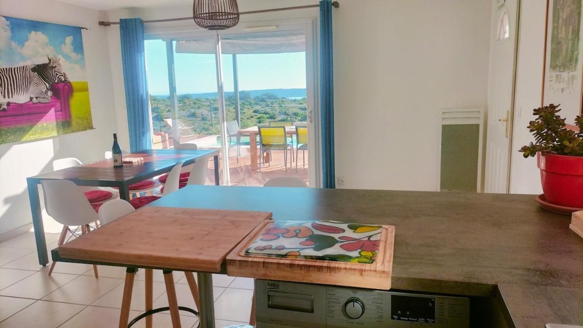 Maison avec vue sur la mer et avec piscine à Fitou Extérieur photo