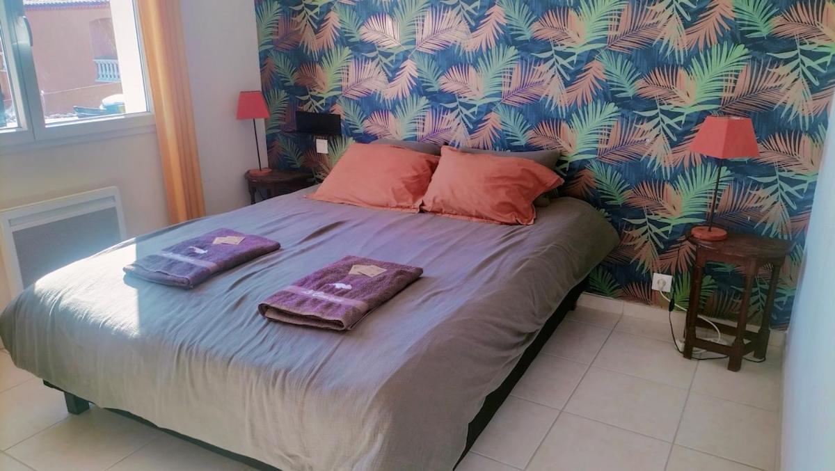 Maison avec vue sur la mer et avec piscine à Fitou Extérieur photo