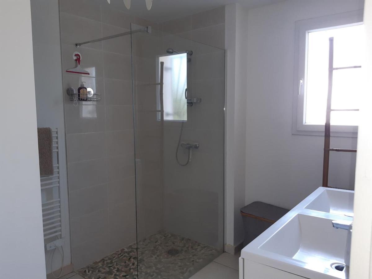 Maison avec vue sur la mer et avec piscine à Fitou Extérieur photo